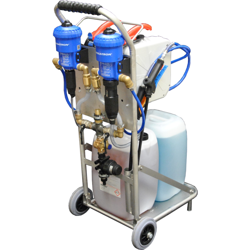 MODULE DE LAVAGE POUR PARC V.O. AVEC DOSEURS DOSATRON ET ENROULEURS DE 11 METRES